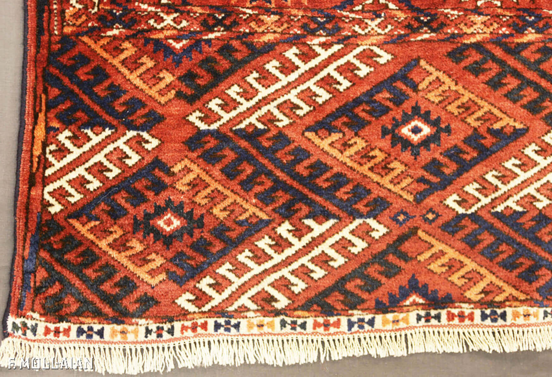 Antique Turkmen Bukhara Antique Carpet n°:28583685